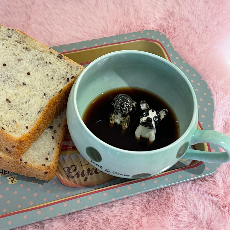 Tasse en céramique personnalisée faite à la main avec figurine d'animal de compagnie - Esthétique