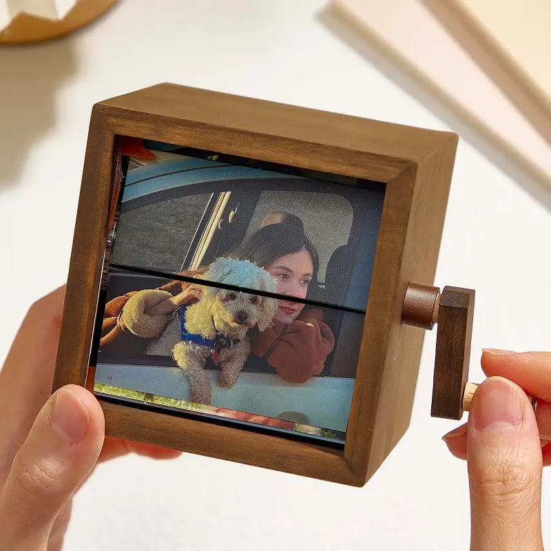 Custom Hand-Cranked Flipbook Animation Machine – Relive Your Memories in Motion