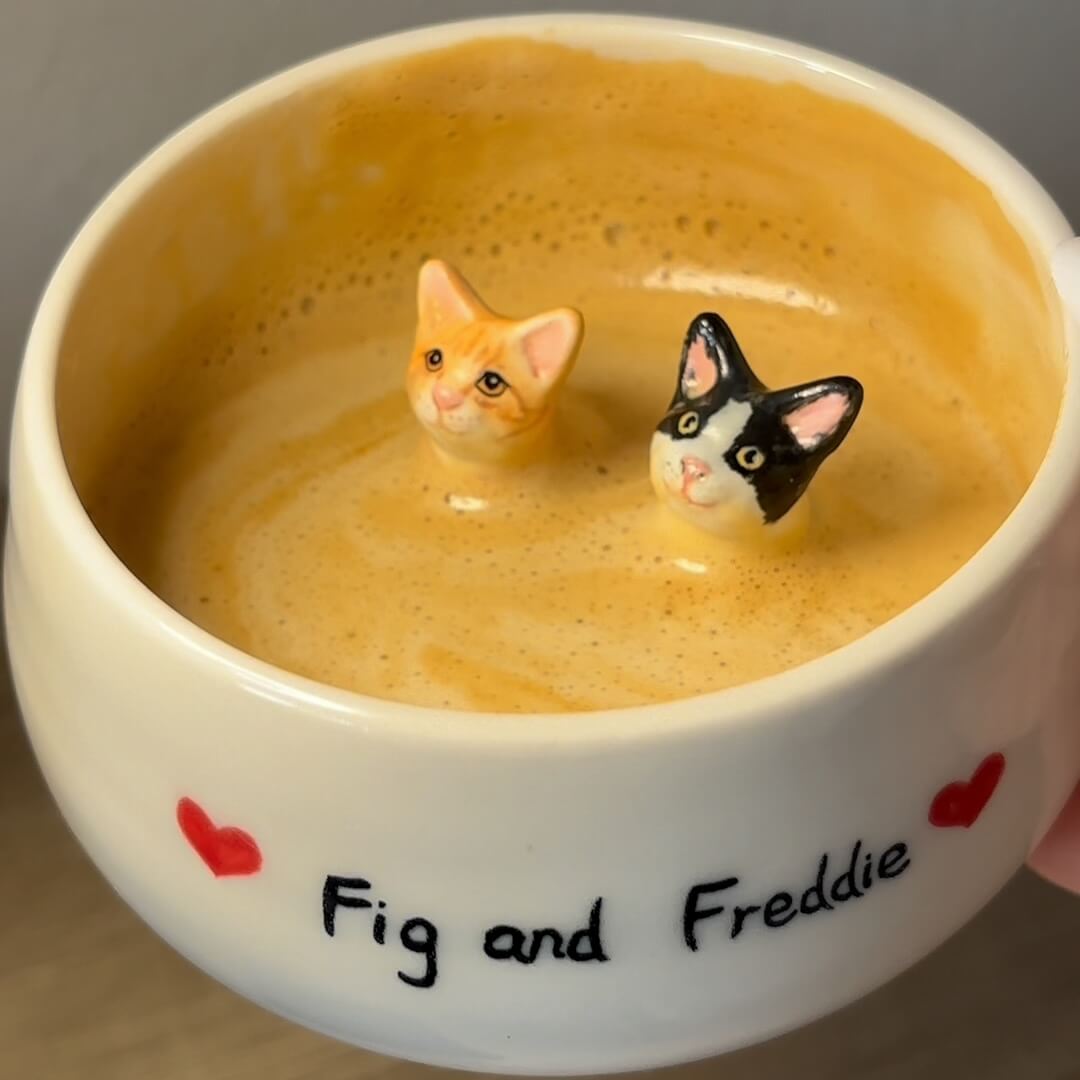 Tasse en céramique personnalisée faite à la main avec figurine d'animal de compagnie - Esthétique